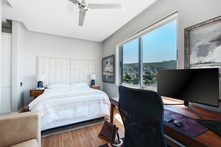 3 Bedroom Property for Sale in Oranjezicht Western Cape